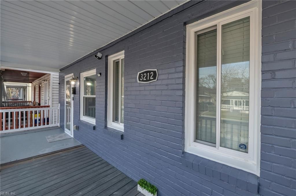 Photo of 3212 Lens Avenue, Norfolk, VA 23509 (MLS # 10623691)