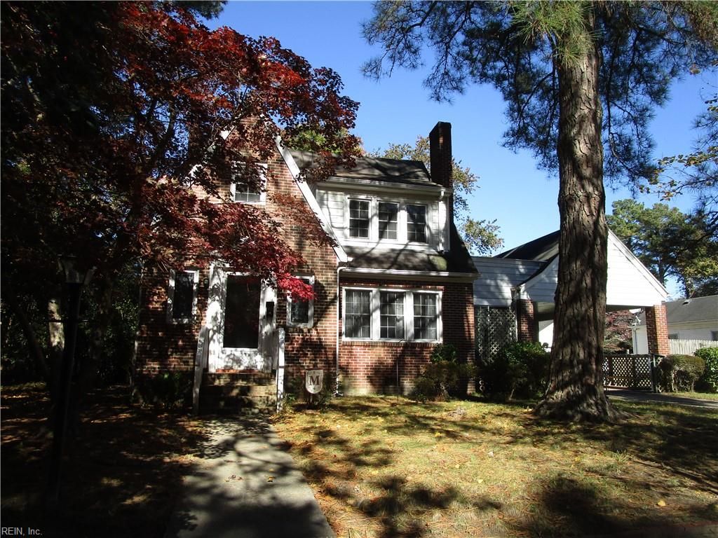 Photo of 916 Delaware Avenue, Suffolk, VA 23434 (MLS # 10608452)