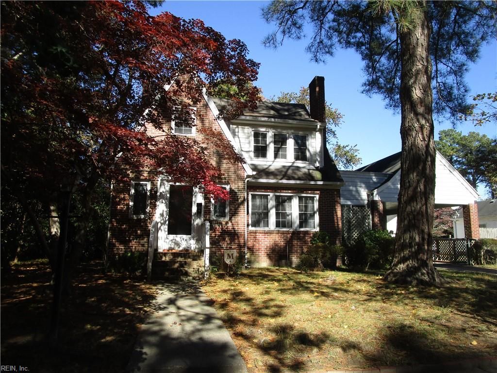 Photo of 916 Delaware Avenue, Suffolk, VA 23434 (MLS # 10608452)