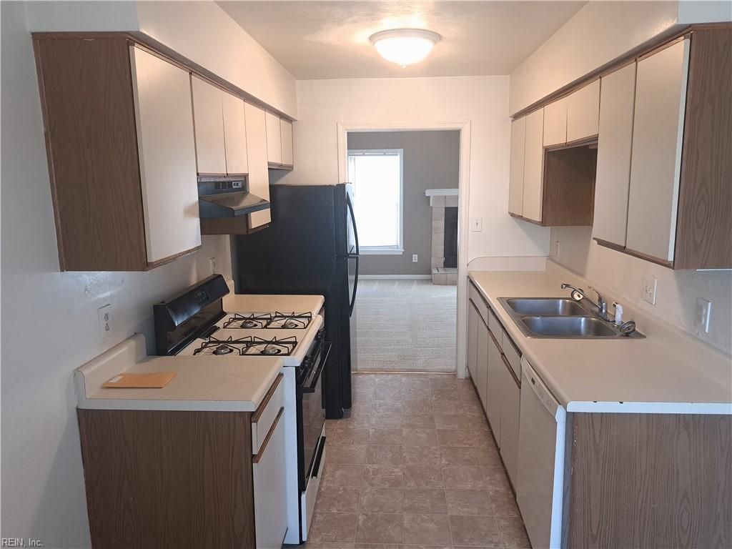 Photo of 1702 Purchase Arch, Virginia Beach, VA 23454 (MLS # 10627726)