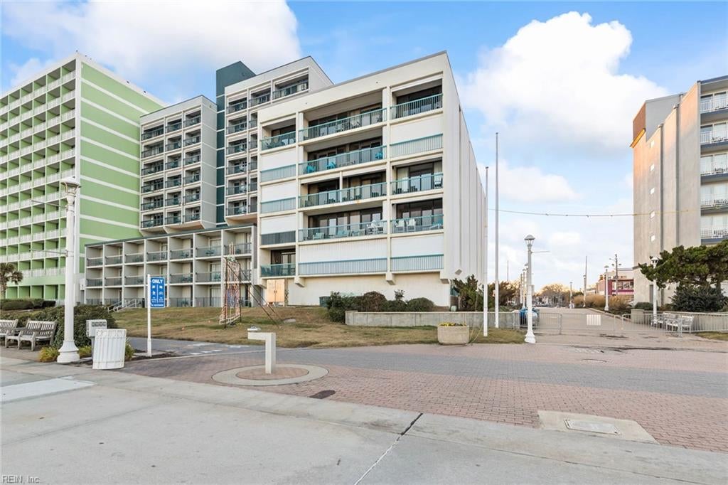 Photo of 2113 Atlantic Avenue #4A, Virginia Beach, VA 23451 (MLS # 10637647)