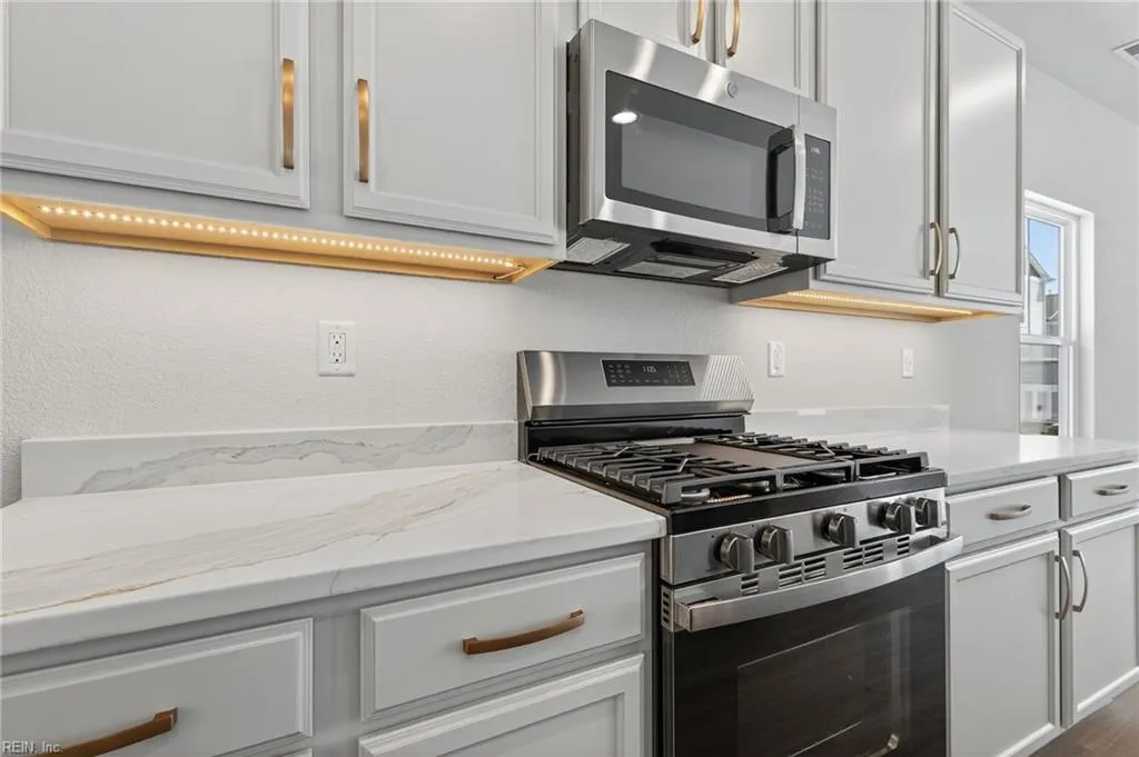 Suffolk, Virginia 23435, United States, 3 Bedrooms Bedrooms, ,3 BathroomsBathrooms,Residential,Active,181186