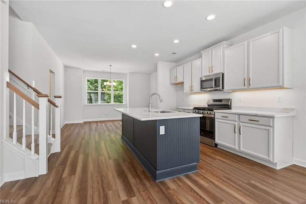 Suffolk, Virginia 23435, United States, 3 Bedrooms Bedrooms, ,3 BathroomsBathrooms,Residential,Active,181186