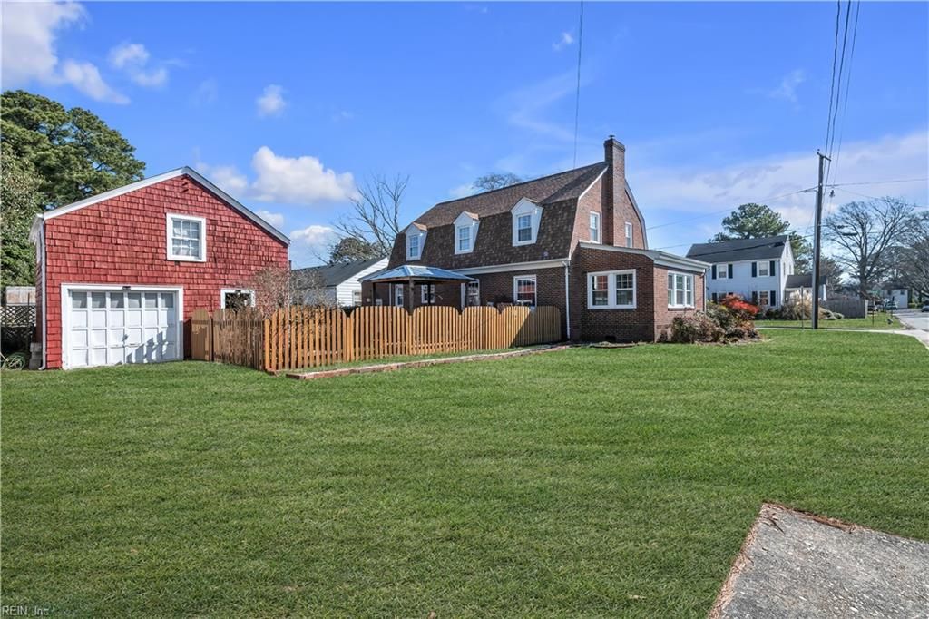 Photo of 118 Idlewood Avenue, Portsmouth, VA 23704 (MLS # 10618488)