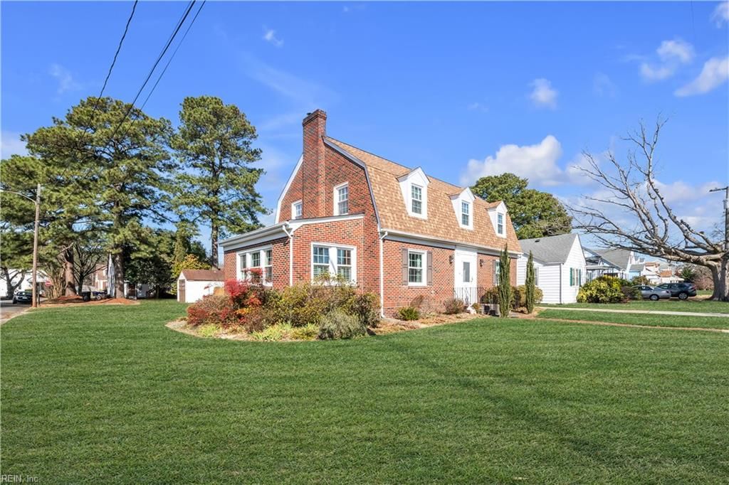 Photo of 118 Idlewood Avenue, Portsmouth, VA 23704 (MLS # 10618488)