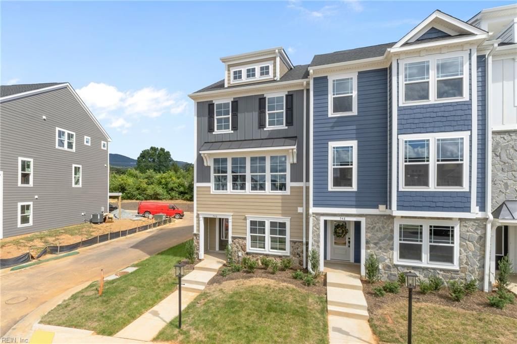 Photo of 7 Bracewell Lane, Yorktown, VA 23692 (MLS # 10631892)