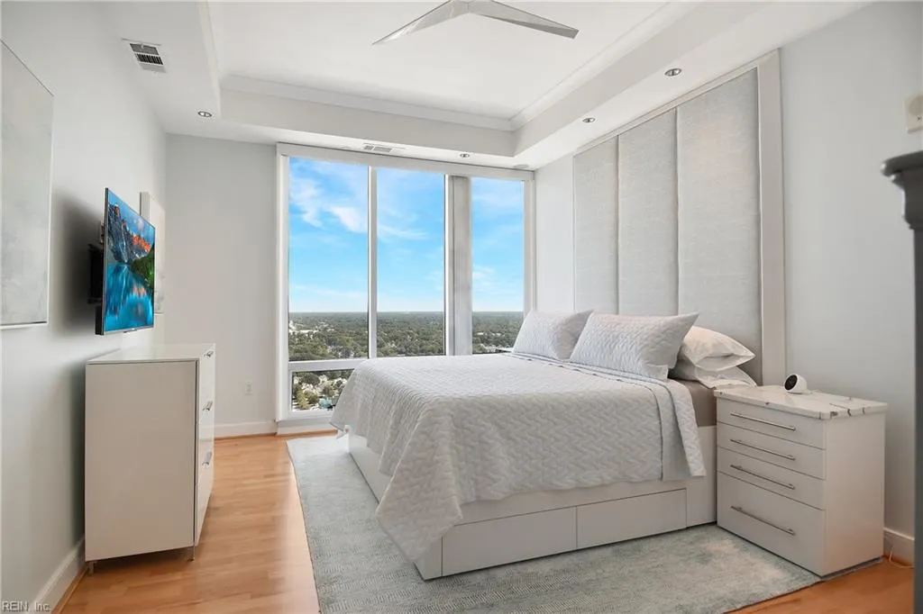 Virginia Beach, Virginia 23462, United States, 2 Bedrooms Bedrooms, ,3 BathroomsBathrooms,Residential,Active,44041