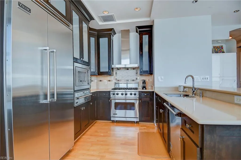 Virginia Beach, Virginia 23462, United States, 2 Bedrooms Bedrooms, ,3 BathroomsBathrooms,Residential,Active,44041