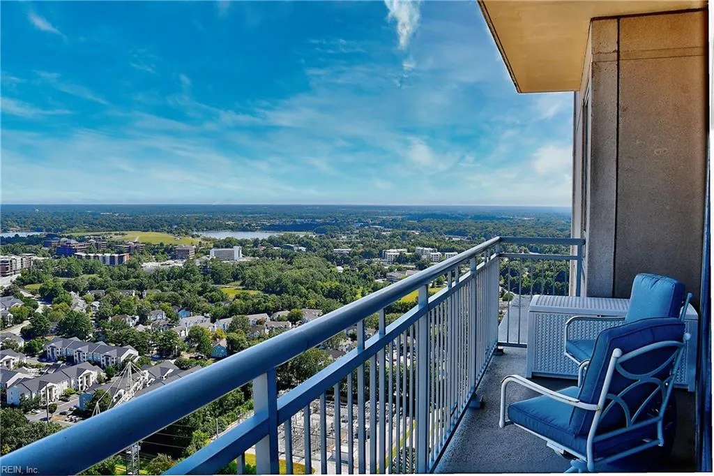 Virginia Beach, Virginia 23462, United States, 2 Bedrooms Bedrooms, ,3 BathroomsBathrooms,Residential,Active,44041