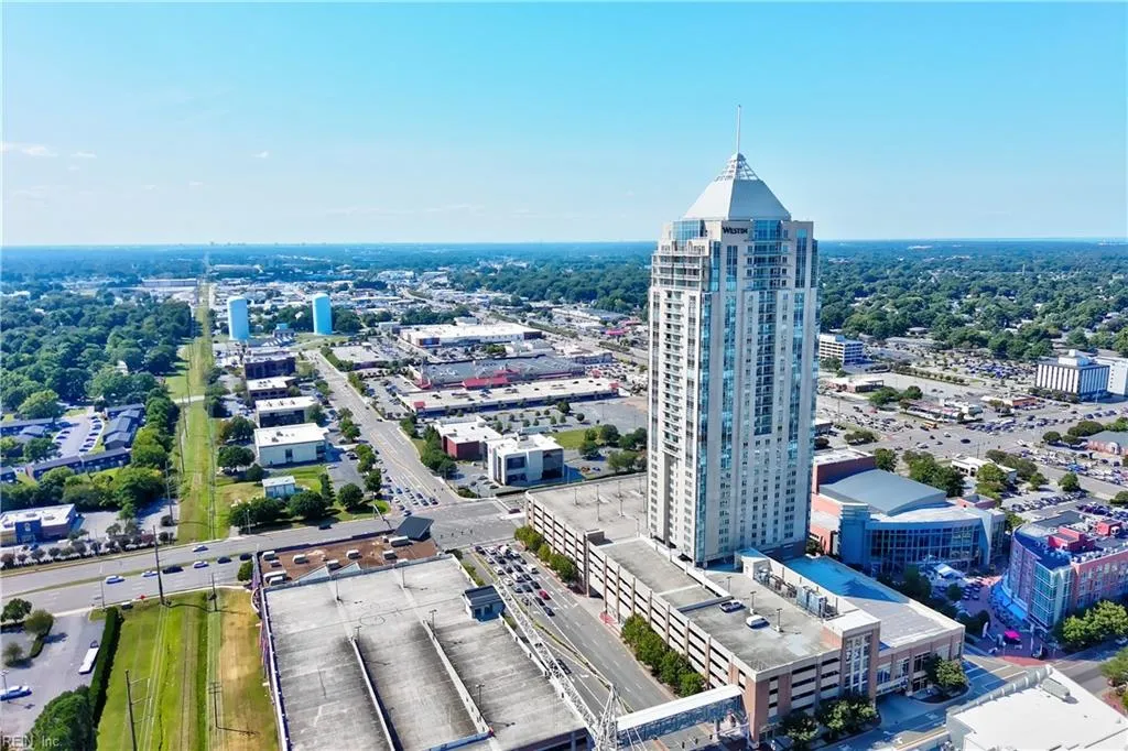 Virginia Beach, Virginia 23462, United States, 2 Bedrooms Bedrooms, ,3 BathroomsBathrooms,Residential,Active,44041