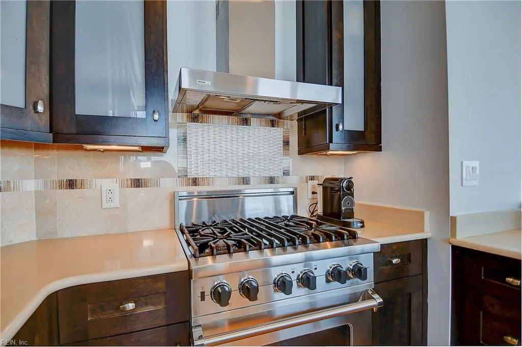 Virginia Beach, Virginia 23462, United States, 2 Bedrooms Bedrooms, ,3 BathroomsBathrooms,Residential,Active,44041