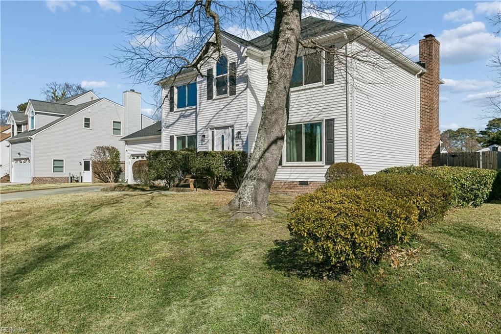 Photo of 13 Fields Drive, Hampton, VA 23664 (MLS # 10620028)