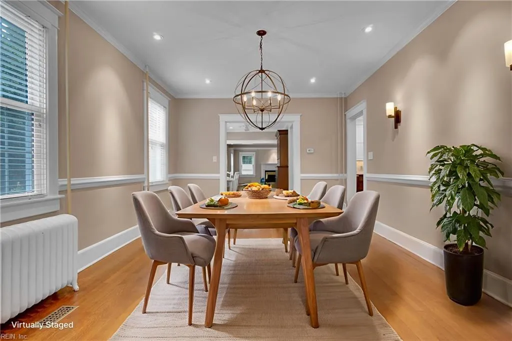 Norfolk, Virginia 23507, United States, 4 Bedrooms Bedrooms, ,3 BathroomsBathrooms,Residential,Active,209329