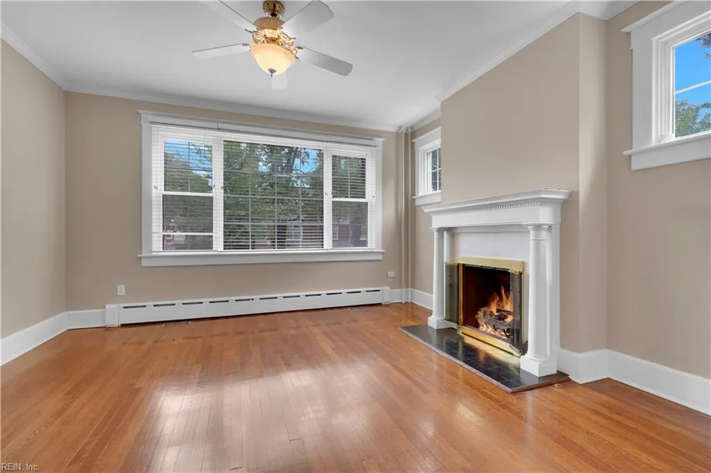 Norfolk, Virginia 23507, United States, 4 Bedrooms Bedrooms, ,3 BathroomsBathrooms,Residential,Active,209329