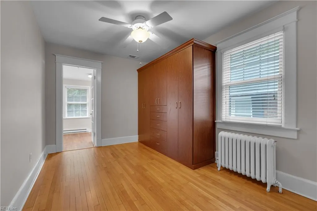 Norfolk, Virginia 23507, United States, 4 Bedrooms Bedrooms, ,3 BathroomsBathrooms,Residential,Active,209329