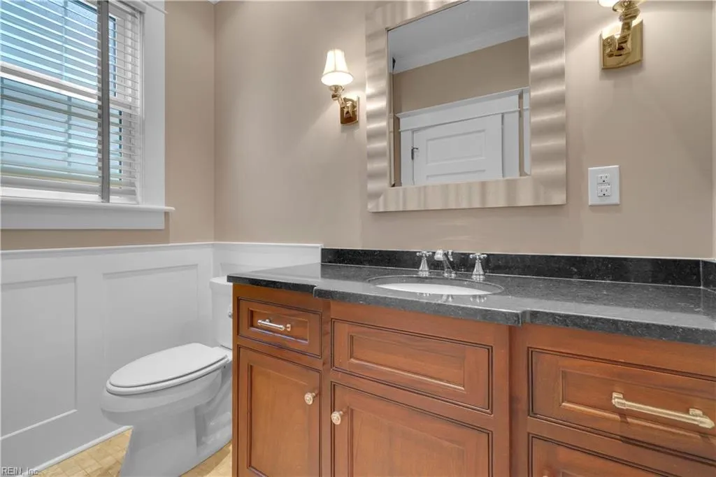 Norfolk, Virginia 23507, United States, 4 Bedrooms Bedrooms, ,3 BathroomsBathrooms,Residential,Active,209329