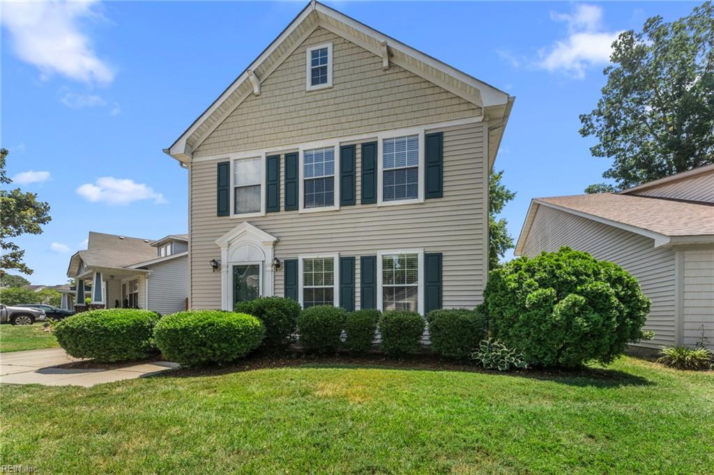Photo of 332 Town Pointe Way, Newport News, VA 23601 (MLS # 10640828)
