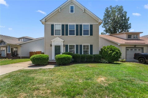 Photo of 332 Town Pointe Way, Newport News, VA 23601 (MLS # 10640828)
