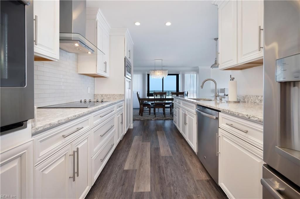 Photo of 4004 Atlantic Avenue #1911, Virginia Beach, VA 23451 (MLS # 10616823)