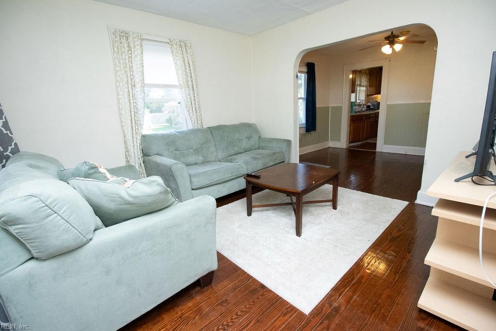 Photo of 5137 Kennebeck Avenue, Norfolk, VA 23513 (MLS # 10658314)