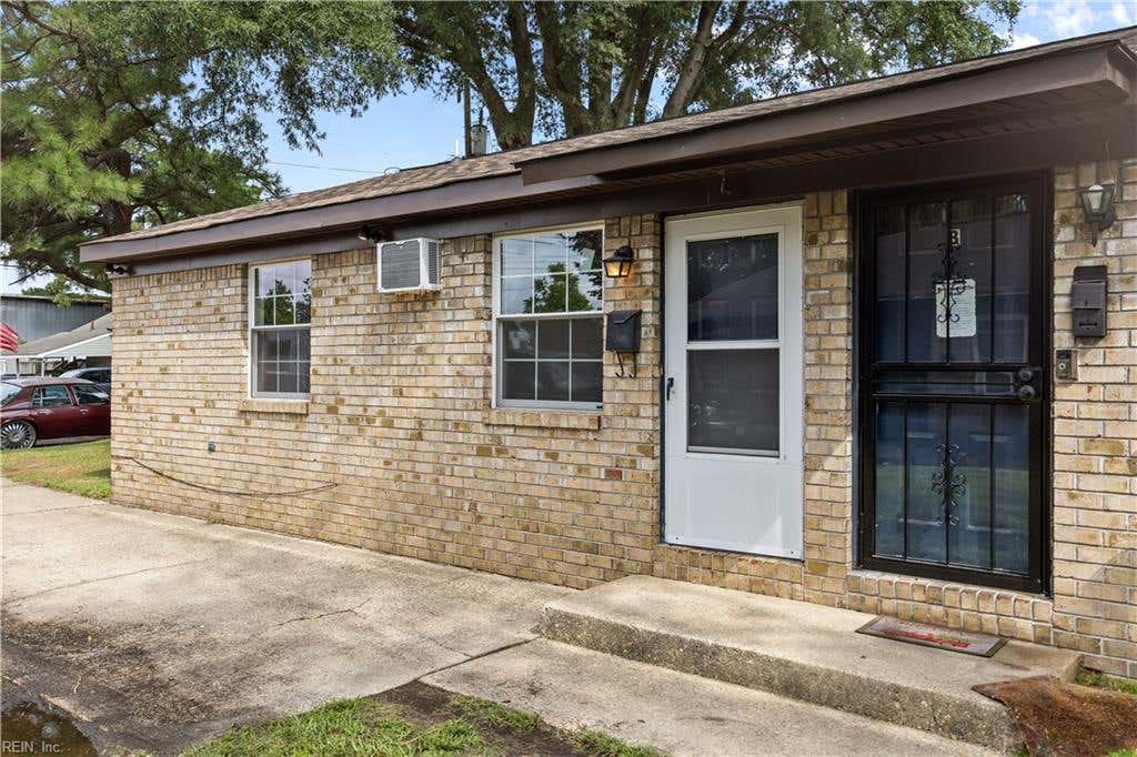 Photo of 3004 Illinois Avenue, Norfolk, VA 23513 (MLS # 10647212)