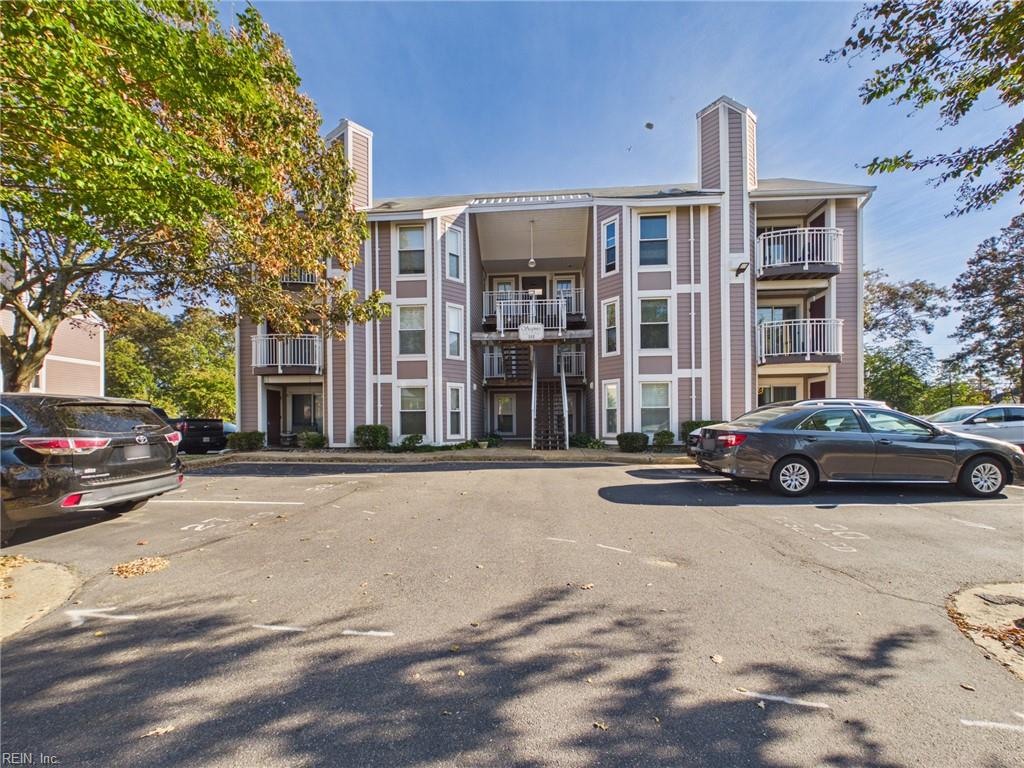 Photo of 512 24th Street #301, Virginia Beach, VA 23451 (MLS # 10656786)