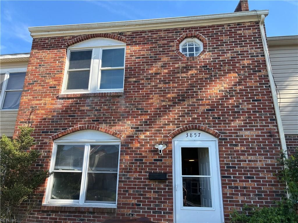 Photo of 3857 Schooner Trail, Chesapeake, VA 23321 (MLS # 10629330)