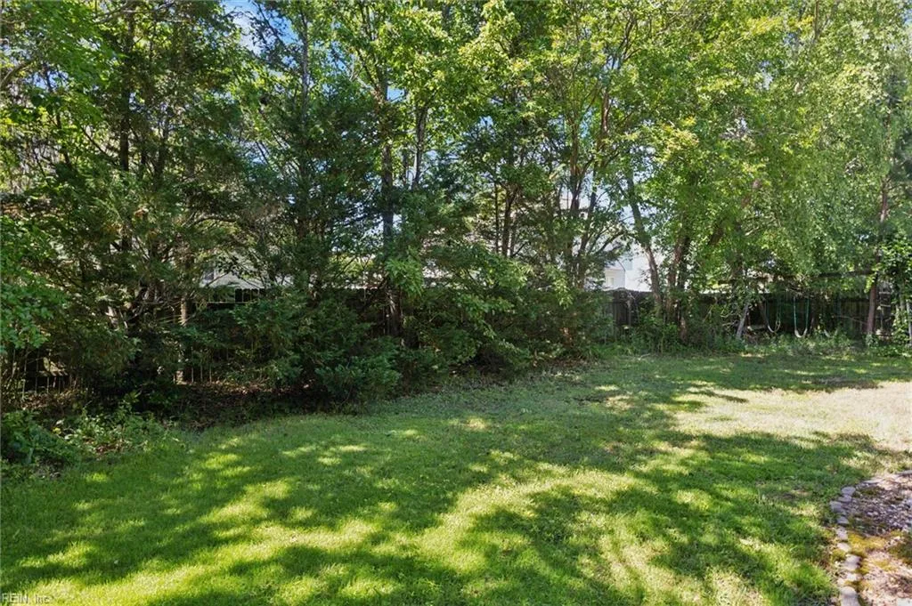 Virginia Beach, Virginia 23453, United States, 5 Bedrooms Bedrooms, ,3 BathroomsBathrooms,Residential,Active,130730