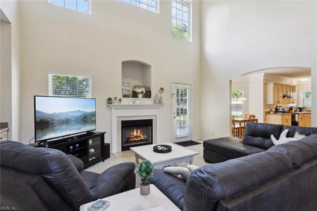 Virginia Beach, Virginia 23453, United States, 5 Bedrooms Bedrooms, ,3 BathroomsBathrooms,Residential,Active,130730