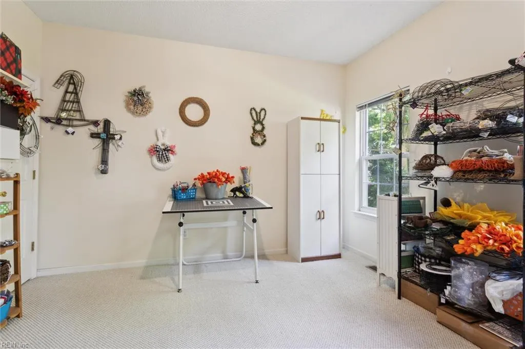 Virginia Beach, Virginia 23453, United States, 5 Bedrooms Bedrooms, ,3 BathroomsBathrooms,Residential,Active,130730