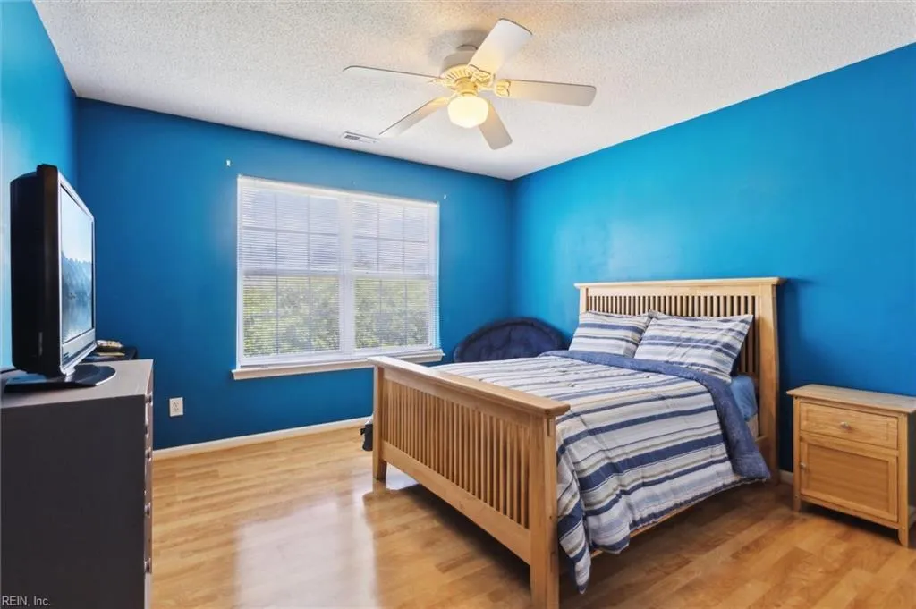 Virginia Beach, Virginia 23453, United States, 5 Bedrooms Bedrooms, ,3 BathroomsBathrooms,Residential,Active,130730