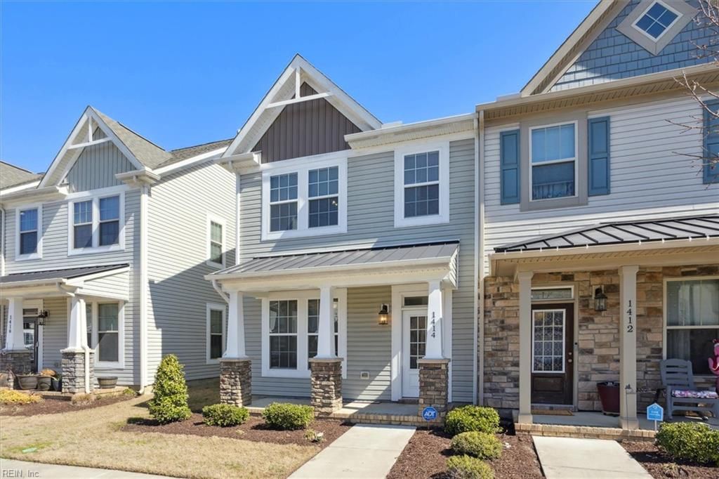 Photo of 1414 Waltham Lane, Newport News, VA 23608 (MLS # 10625491)