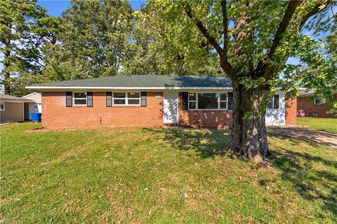 868 Rodin LN Virginia Beach VA 23455