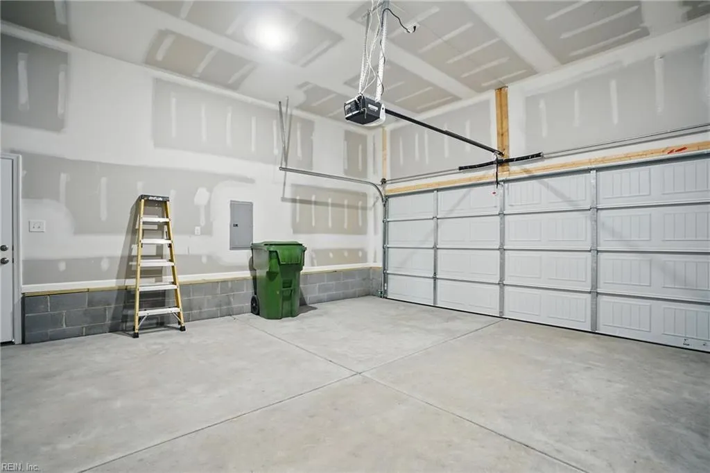 Norfolk, Virginia 23513, United States, 4 Bedrooms Bedrooms, ,3 BathroomsBathrooms,Residential,Active,116527