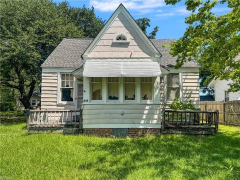 Photo of 218 Tappan Avenue, Hampton, VA 23664 (MLS # 10647148)