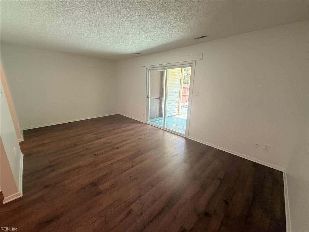 Photo of 5964 Margate Avenue, Virginia Beach, VA 23462 (MLS # 10648493)