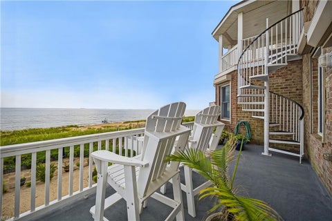 Photo of 1128 Cottage Place, Norfolk, VA 23503 (MLS # 10650713)