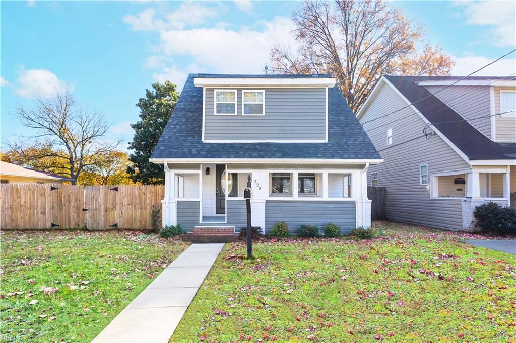 Photo of 229 Woodview Avenue, Norfolk, VA 23505 (MLS # 10621277)