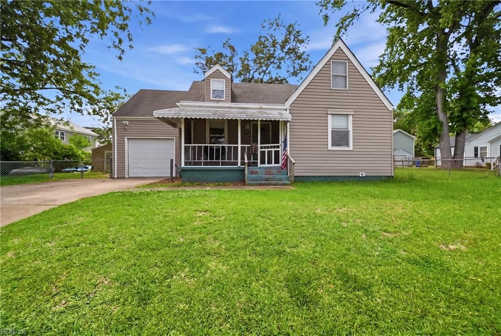 Photo of 6113 Pamlico Circle, Norfolk, VA 23513 (MLS # 10636463)