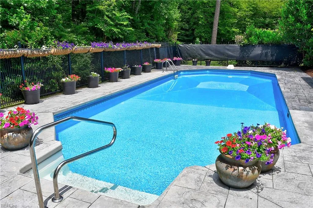 Virginia Beach, Virginia 23454, United States, 5 Bedrooms Bedrooms, ,5 BathroomsBathrooms,Residential,Active,147961