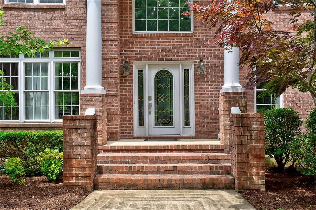 2216 Sisters Walk CT