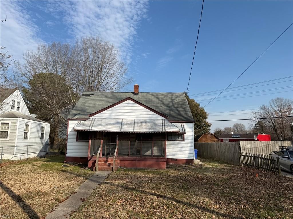 Photo of 1803 Loudoun Avenue, Portsmouth, VA 23707 (MLS # 10620318)