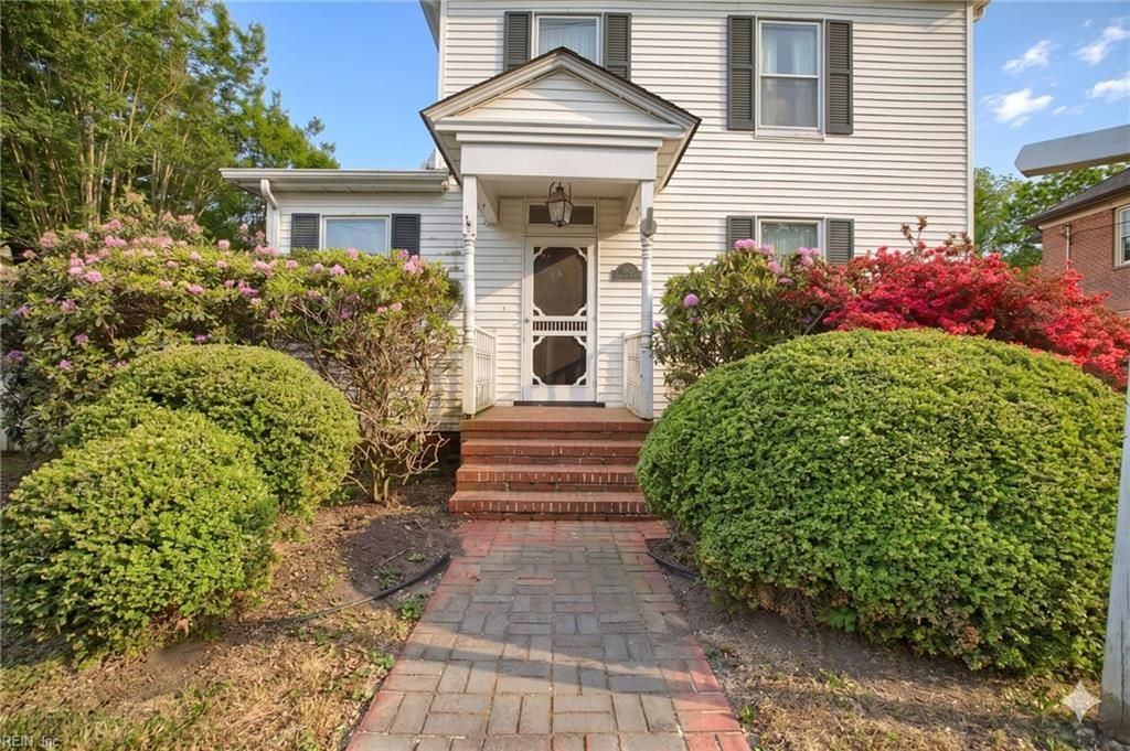 Photo of 210 Watling Street, Urbanna, VA 23175 (MLS # 10635526)