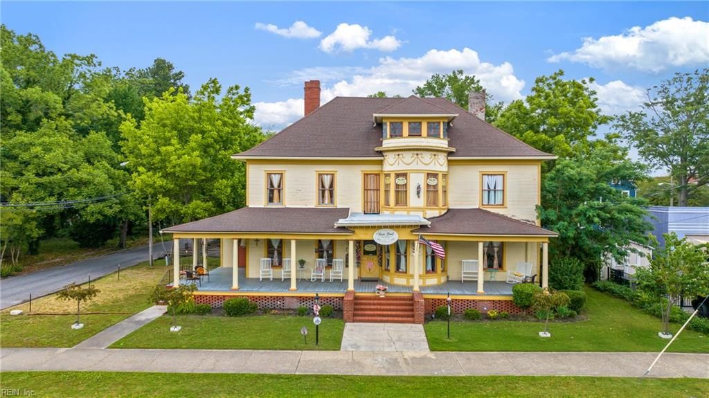 Photo of 104 W Main Street, Elizabeth City, NC 27909 (MLS # 10637445)