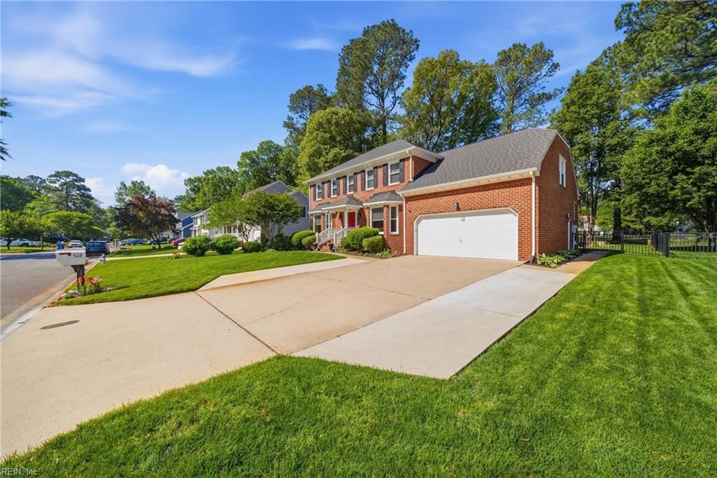 Photo of 508 Las Gaviotas Boulevard, Chesapeake, VA 23322 (MLS # 10631314)