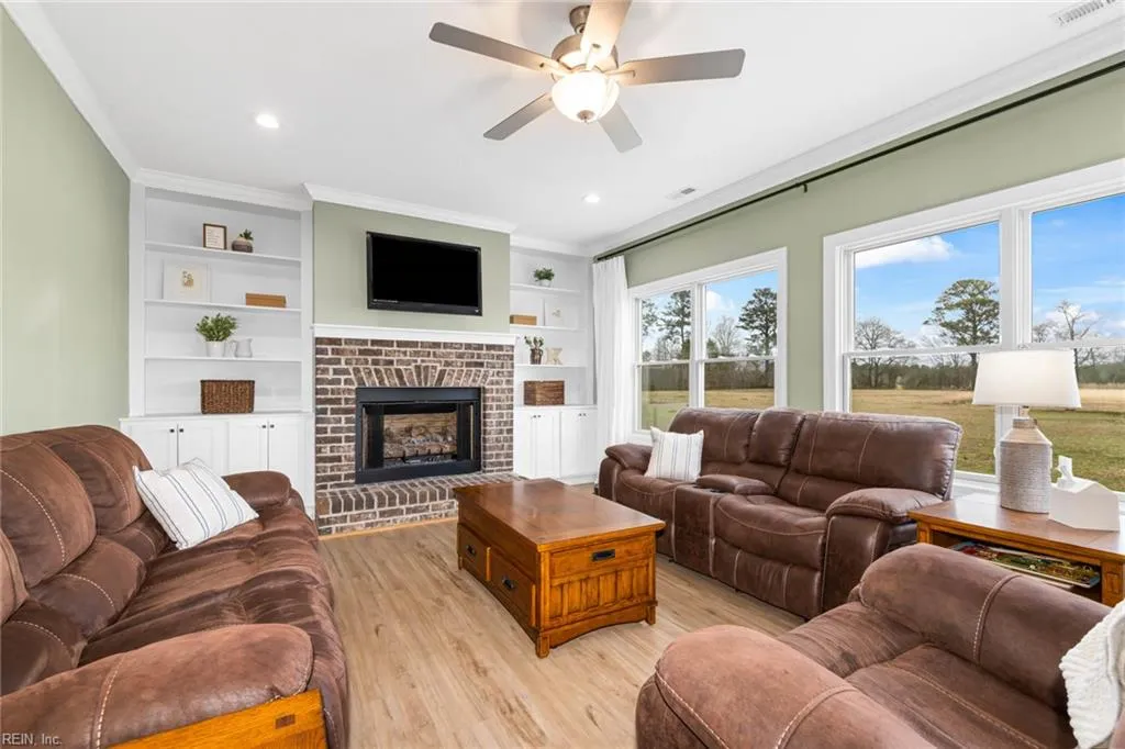 Suffolk, Virginia 23434, United States, 4 Bedrooms Bedrooms, ,3 BathroomsBathrooms,Residential,Active,92155