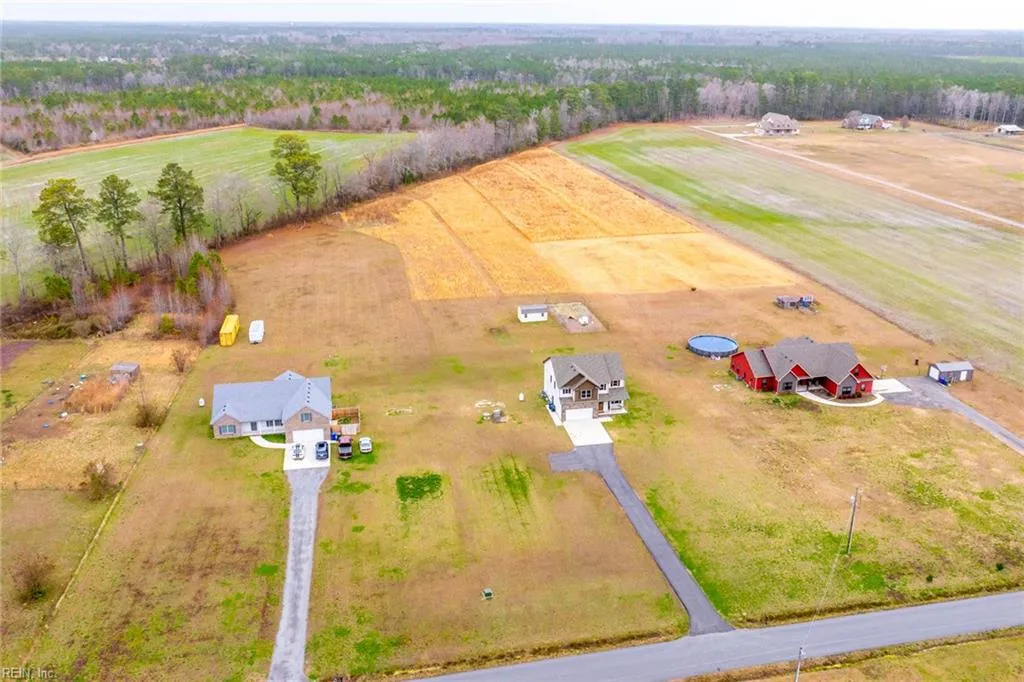 Suffolk, Virginia 23434, United States, 4 Bedrooms Bedrooms, ,3 BathroomsBathrooms,Residential,Active,92155