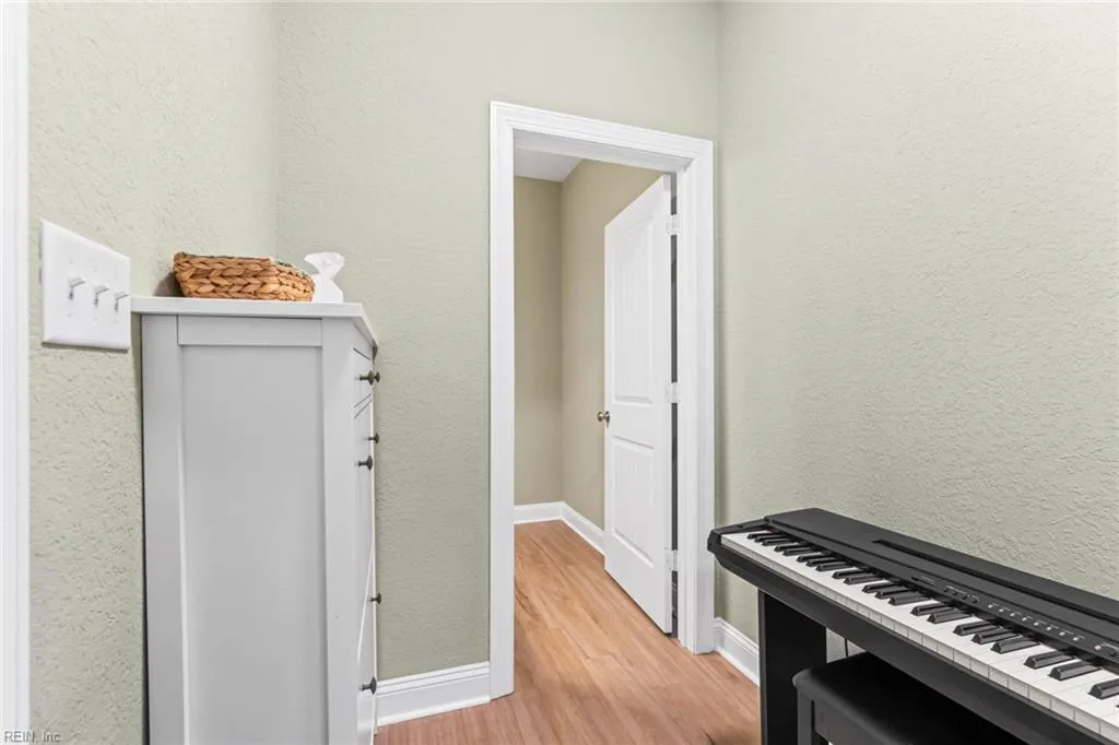 Suffolk, Virginia 23434, United States, 4 Bedrooms Bedrooms, ,3 BathroomsBathrooms,Residential,Active,92155