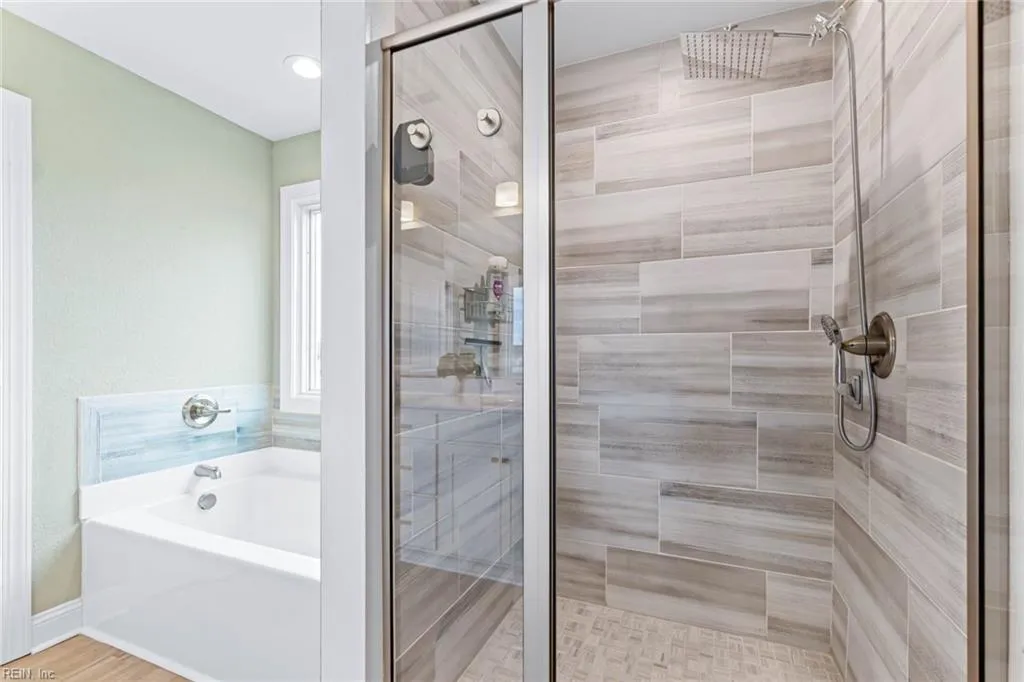 Suffolk, Virginia 23434, United States, 4 Bedrooms Bedrooms, ,3 BathroomsBathrooms,Residential,Active,92155