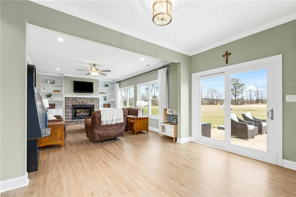 Suffolk, Virginia 23434, United States, 4 Bedrooms Bedrooms, ,3 BathroomsBathrooms,Residential,Active,92155